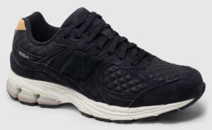 New Balance M2002 Leather - phantom black