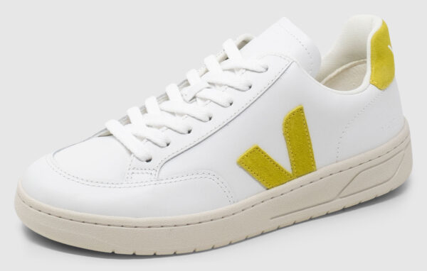 Veja V-12 Leather - white-liquor