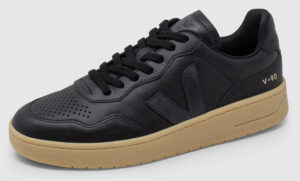 Veja V-90 Leather - black-dune